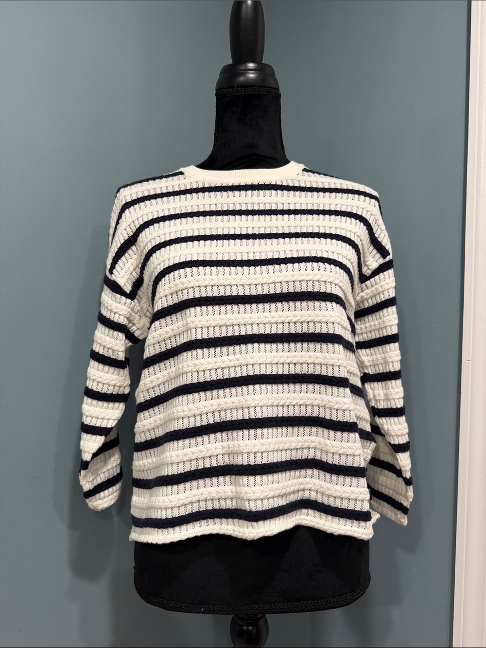 Women’s nautica brand XS striped navy and white stripe crochet sweater top